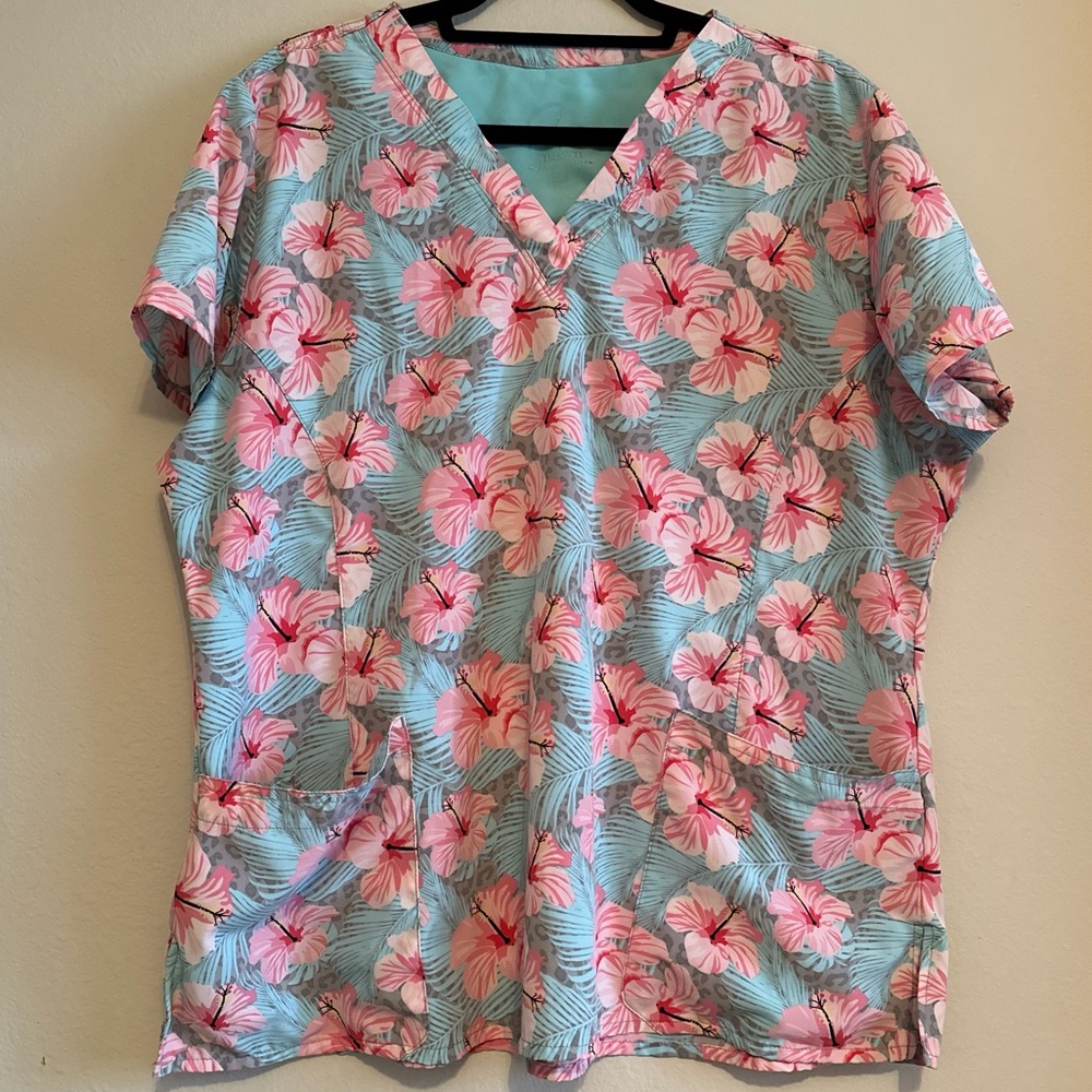 Aloha Scrub Top